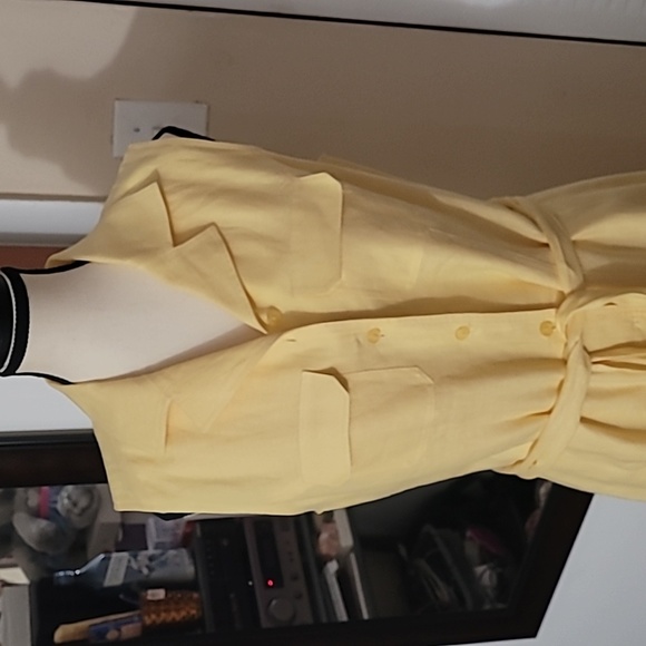 Style & Co - Yellow Woman's Dress - Size 6 - 100% Linen with 100% Acetate lining - Picture 7 of 10